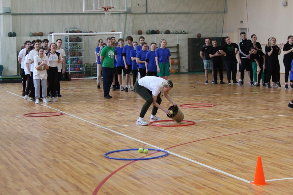 Спортивный калейдоскоп. Спортивно-оздоровительные мероприятия. Физкультурно-оздоровительные мероприятия. Спортивные мероприятия в университете. Зал физкультуры.