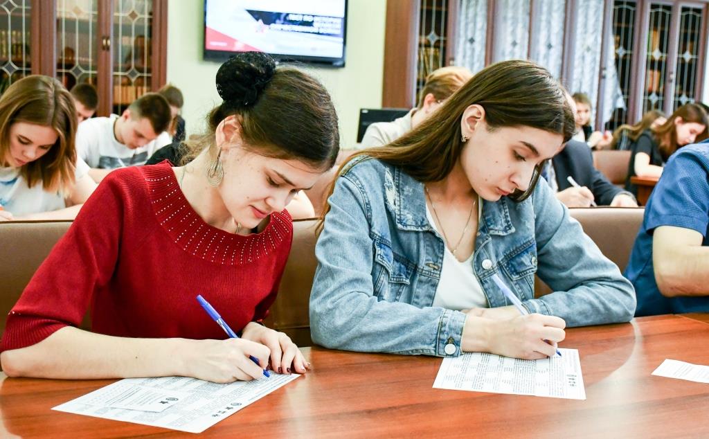 Студенты университета прошли тест на знание истории Великой Отечественной войны